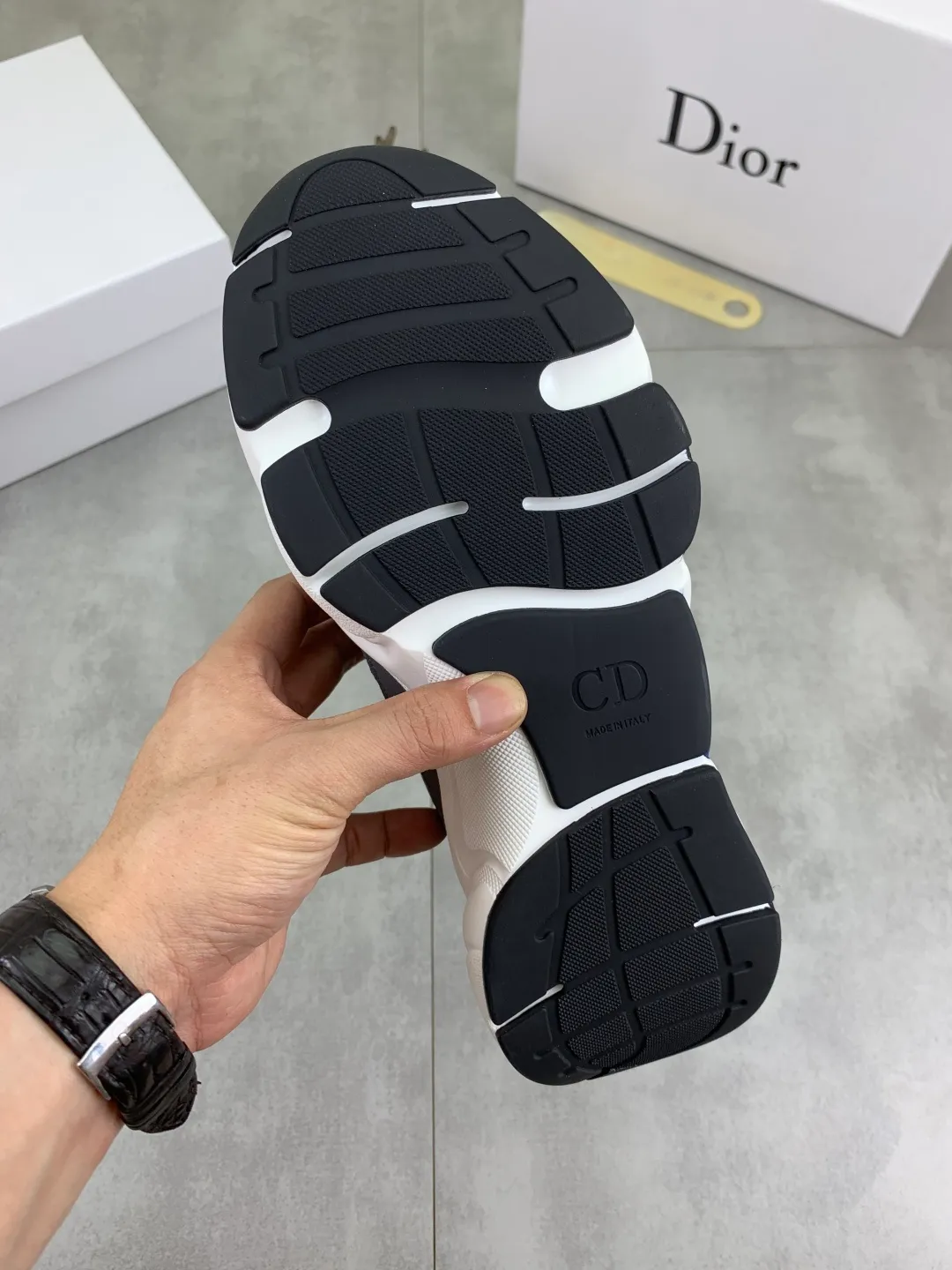 Men's Men's Shoes💰P460💰[New Style]🆘[Dior] 2025 Dior Original Lace-up Low-top Men's Shoes Classic casual shoes 🔥This model is the official classic model with high quality and made by famous original designers. It is made of high-quality cowhide with original materials➕comfortable and breathable mesh lining➕pigskin insole. The perfect last shape and generous and fashionable design have attracted many consumers and are suitable for drivers to drive🚗. What you want is the highest quality in the market. Color: 4️⃣Color Code number: 38--44 (45 46 customized)